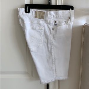 AG-ED Denim relaxed skinny short